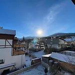 Hektor 3*